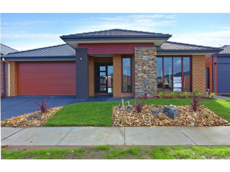 Lot 524 Gelderland Drive, Clyde North VIC 3978