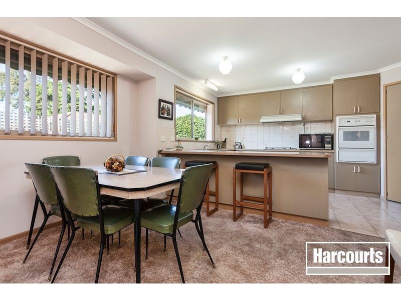 2/20 Binding Avenue, Cranbourne VIC 3977