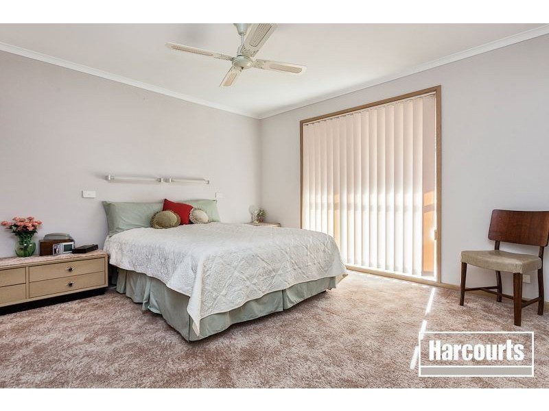 2/20 Binding Avenue, Cranbourne VIC 3977