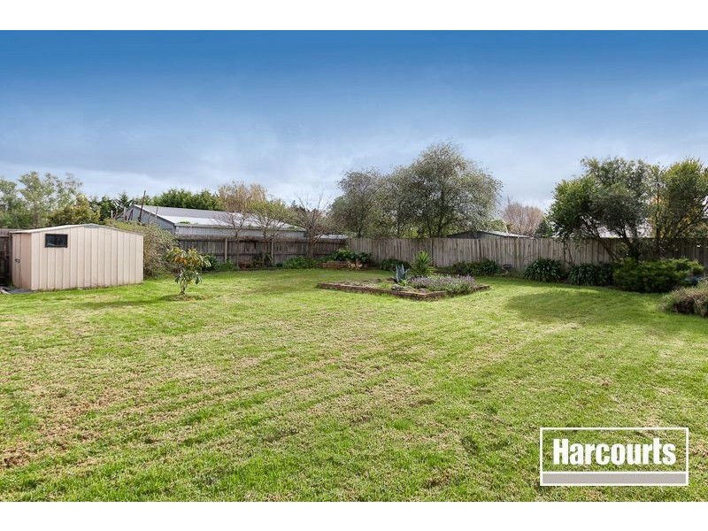 10 Fern Way, Narre Warren South VIC 3805