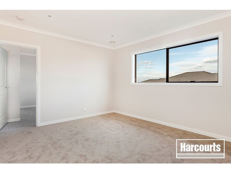 21 Prospect Way, Officer VIC 3809