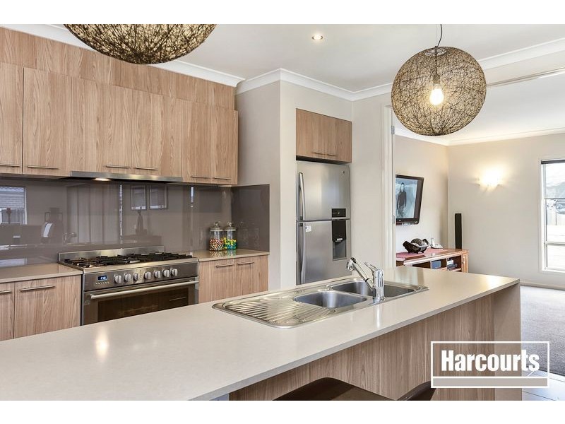 63 Saul Avenue, Berwick VIC 3806