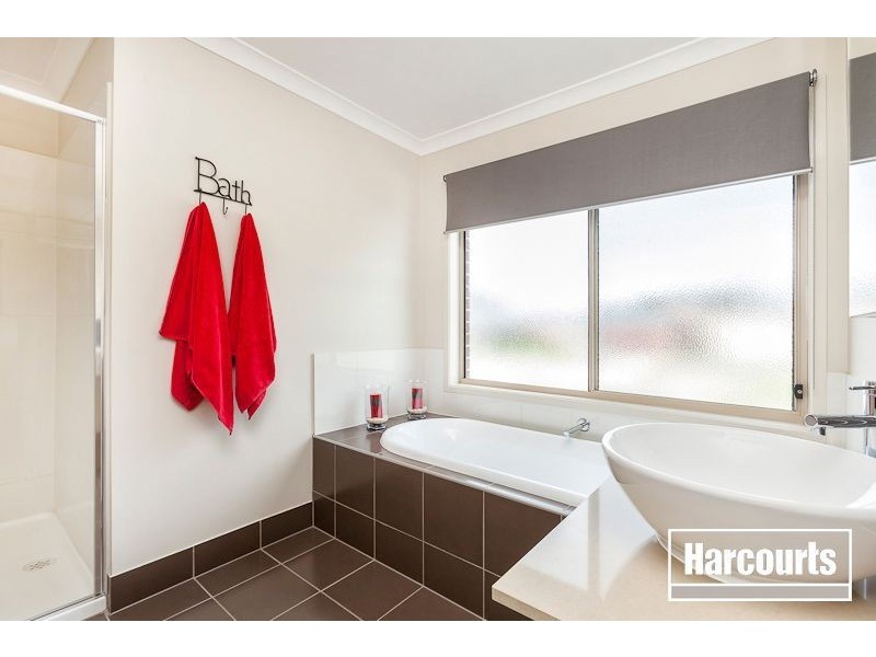 63 Saul Avenue, Berwick VIC 3806