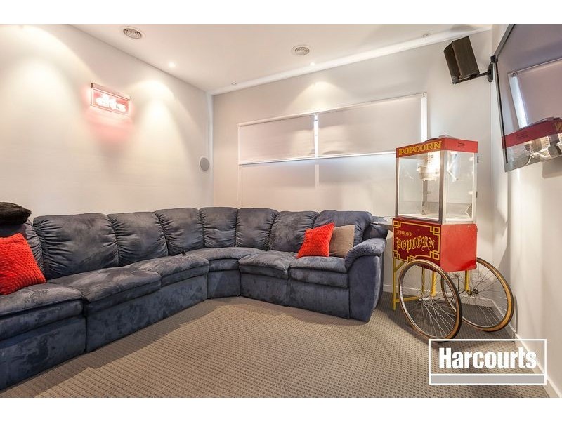 8 Galle Avenue, Officer VIC 3809