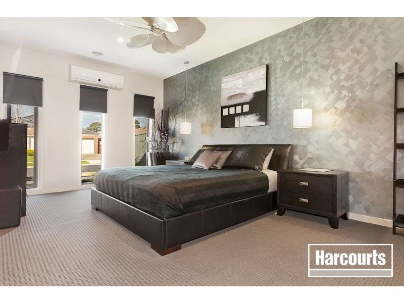 8 Galle Avenue, Officer VIC 3809