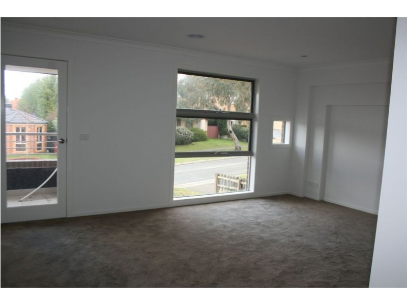 10 Snowgum Court, Narre Warren South VIC 3805