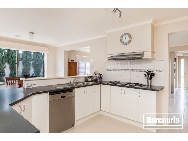 13 Broadland Way, Narre Warren South VIC 3805