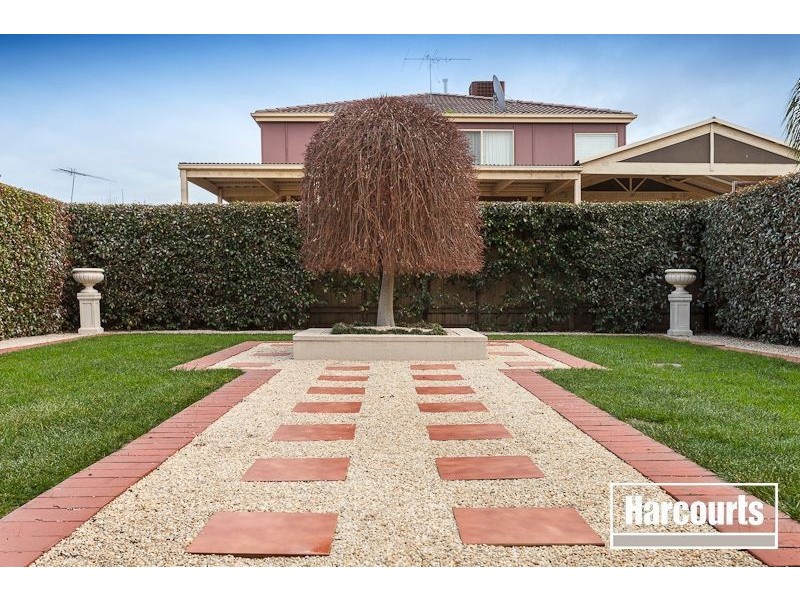 13 Broadland Way, Narre Warren South VIC 3805