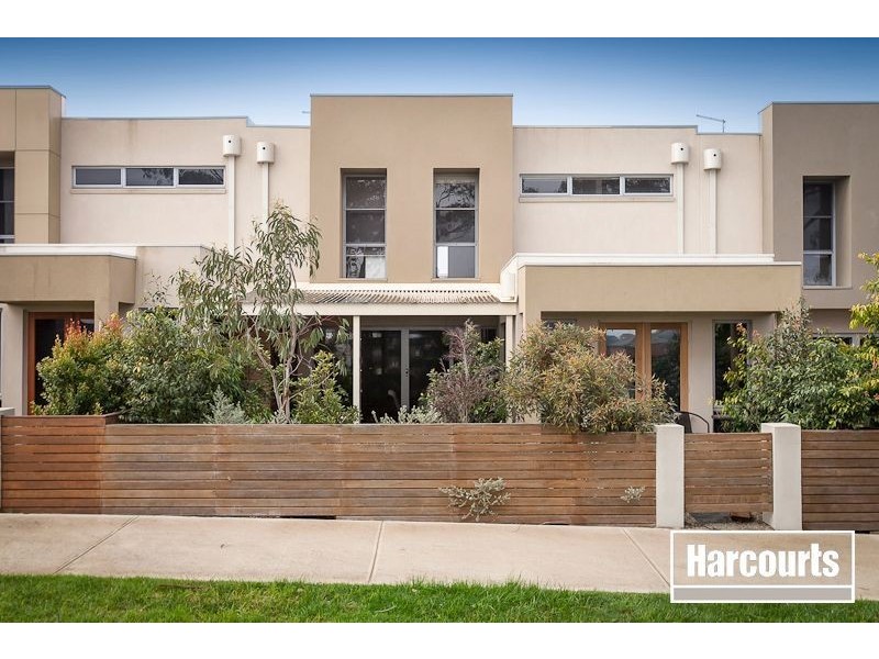 6 Manna Row, Officer VIC 3809