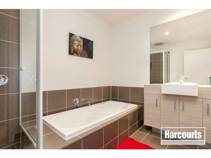 6 Manna Row, Officer VIC 3809