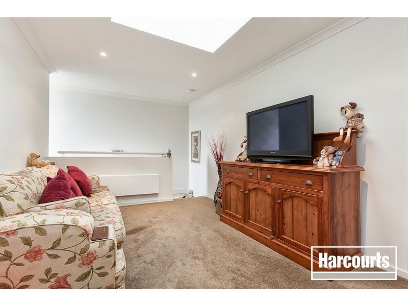 6 Manna Row, Officer VIC 3809