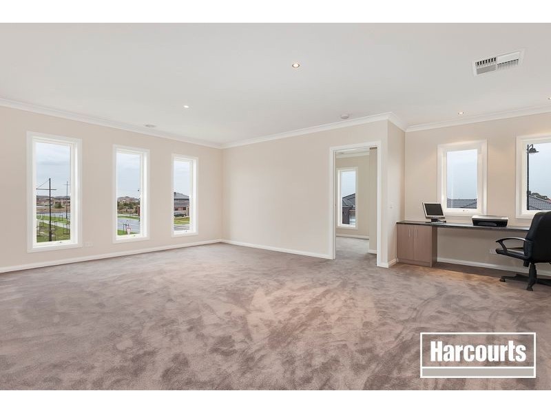 95 Arena Parade, Officer VIC 3809