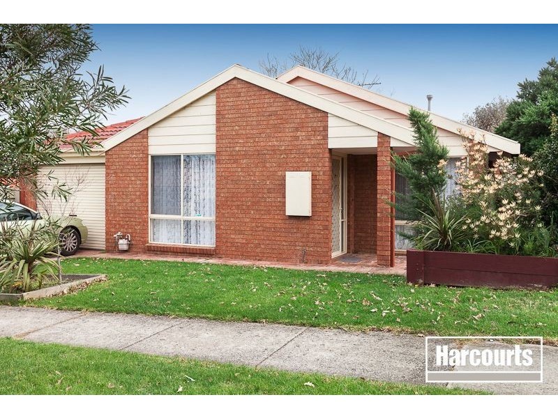 27 William Road, Berwick VIC 3806