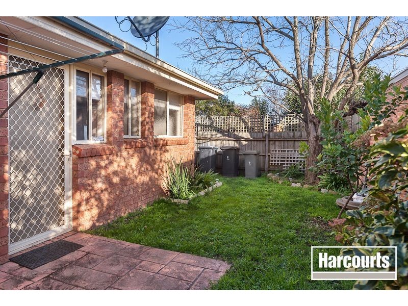 27 William Road, Berwick VIC 3806