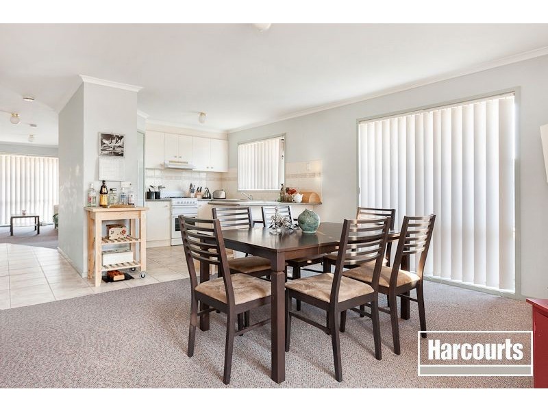 1/1 Celeste Court, Berwick VIC 3806