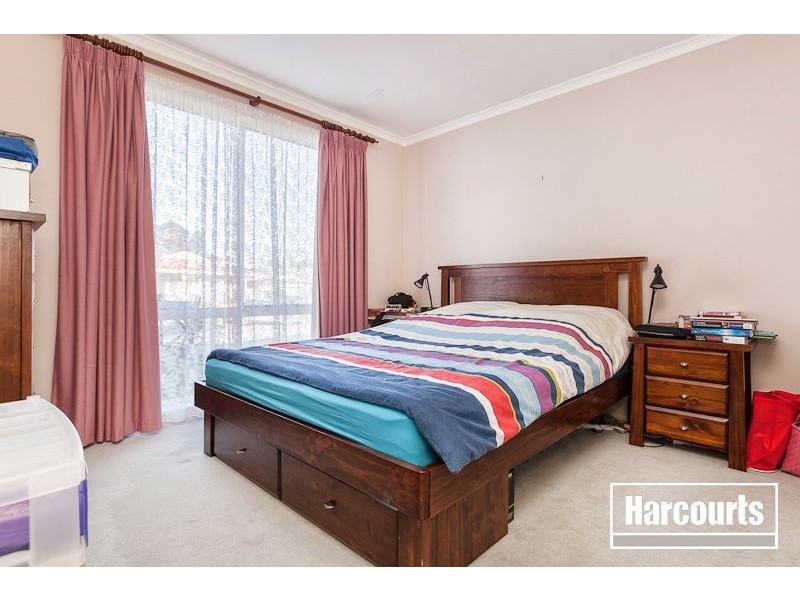 1/1 Celeste Court, Berwick VIC 3806