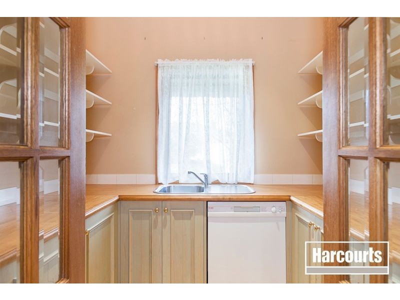 18 Hunt Club Road, Narre Warren South VIC 3805