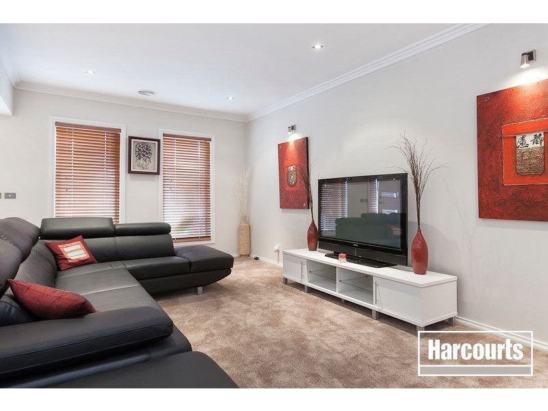 11 Locarno Place, Narre Warren South VIC 3805