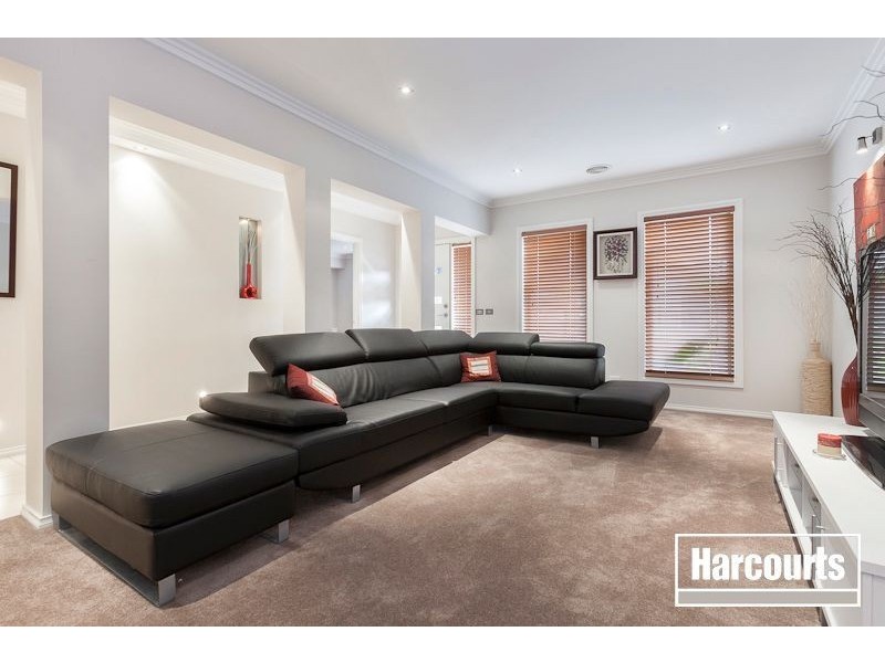 11 Locarno Place, Narre Warren South VIC 3805