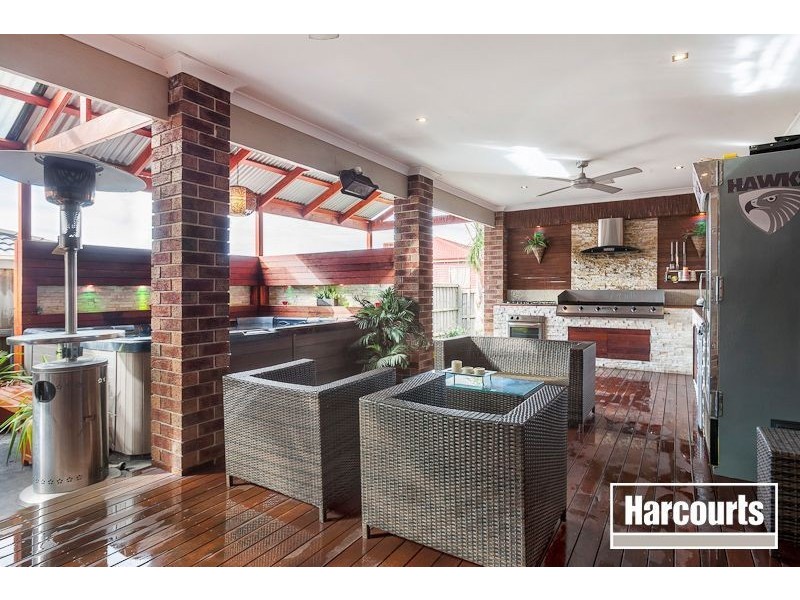 11 Locarno Place, Narre Warren South VIC 3805