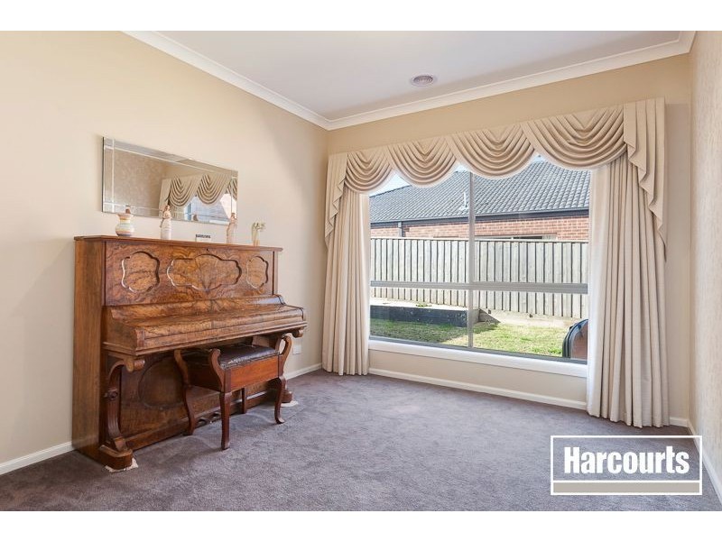 7 Harvest Road, Officer VIC 3809