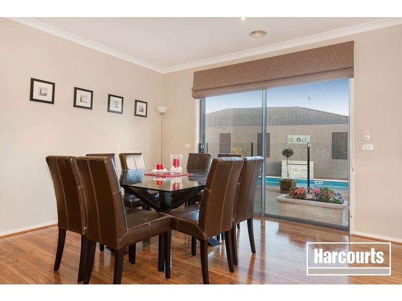 11 Lowanna Street, Berwick VIC 3806