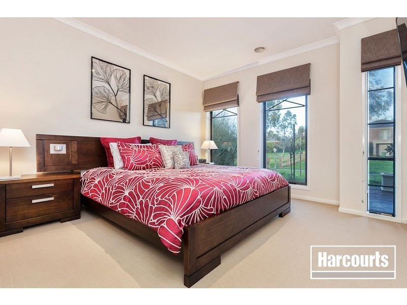 11 Lowanna Street, Berwick VIC 3806