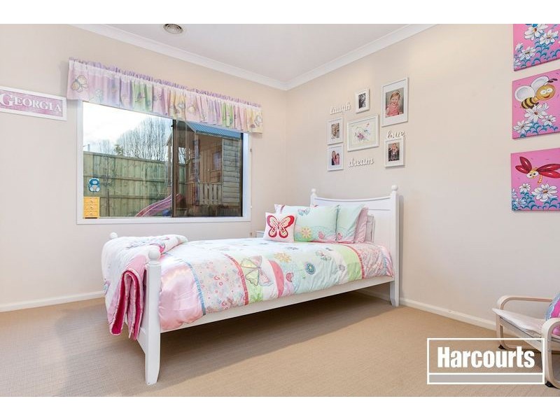 11 Lowanna Street, Berwick VIC 3806