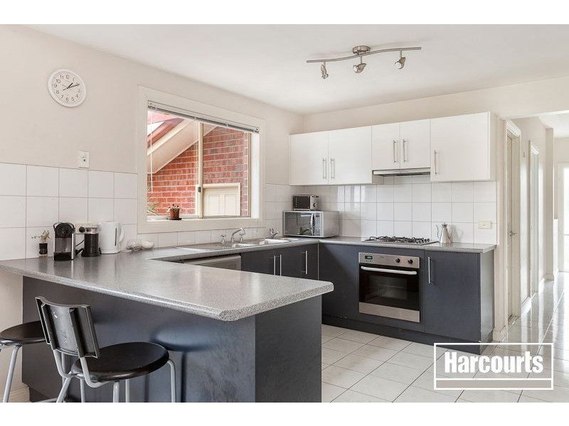17 Grenfell Rise, Narre Warren South VIC 3805