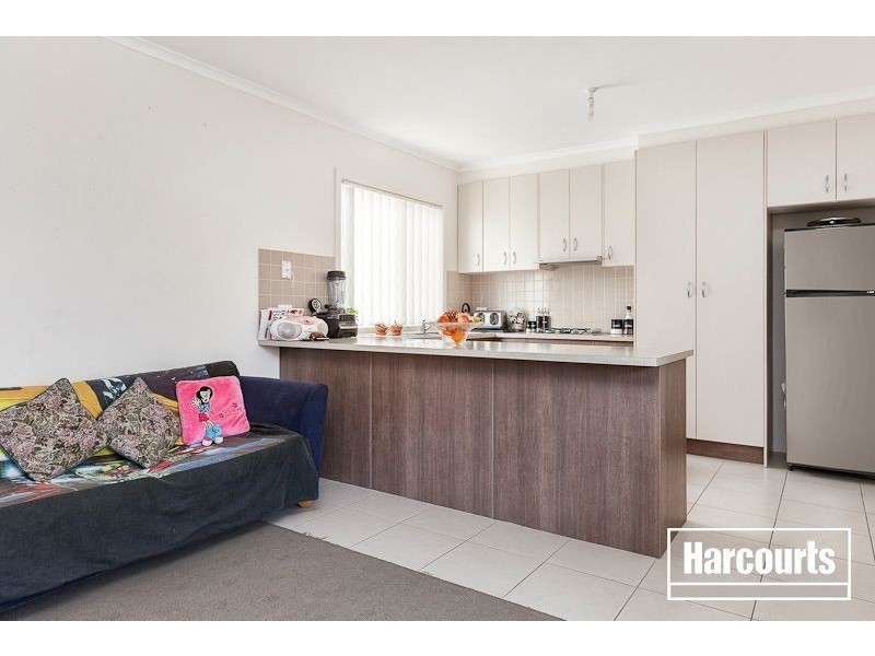 35 Falling Water Drive, Pakenham VIC 3810