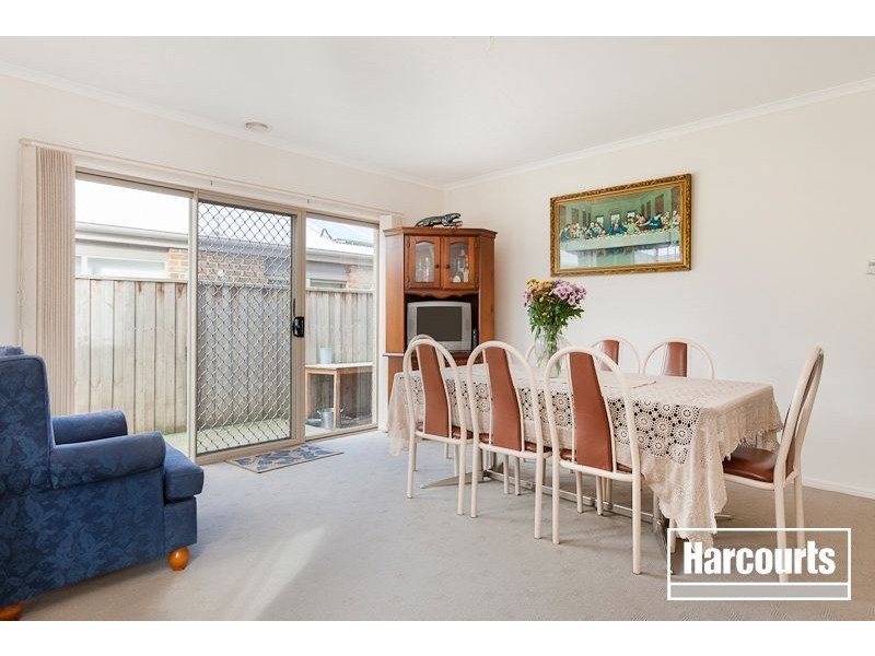 35 Falling Water Drive, Pakenham VIC 3810