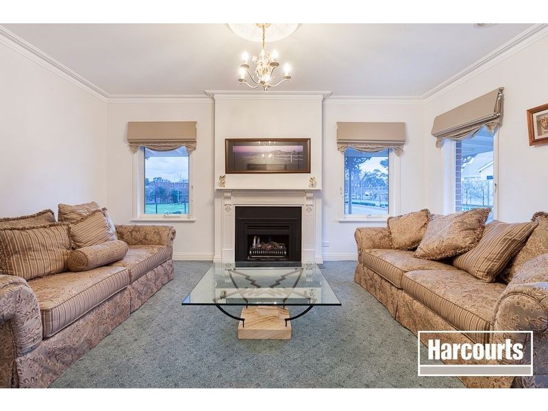 7 Coach House Lane, Beaconsfield VIC 3807