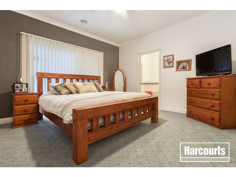 7 Coach House Lane, Beaconsfield VIC 3807