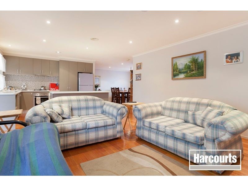 1 Ferncroft Court, Berwick VIC 3806