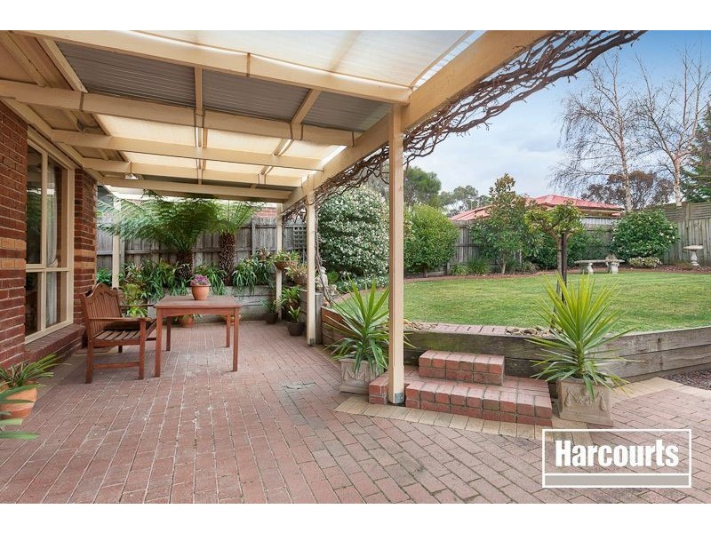 21 Tenandra Court, Berwick VIC 3806