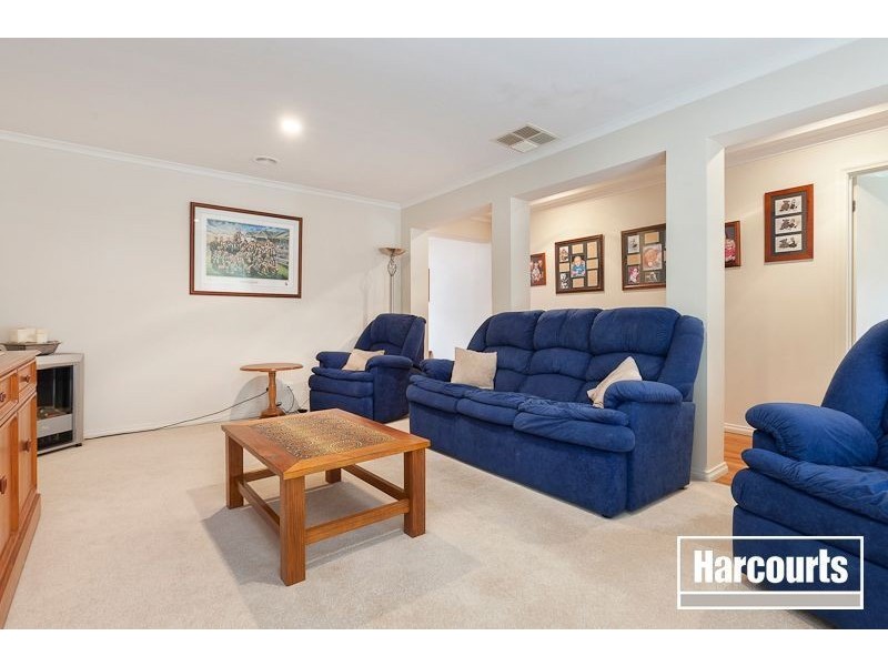 23 Riverglen Road, Berwick VIC 3806