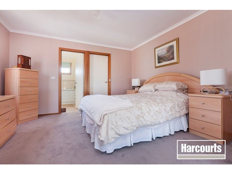 7 Springfield Drive, Narre Warren VIC 3805
