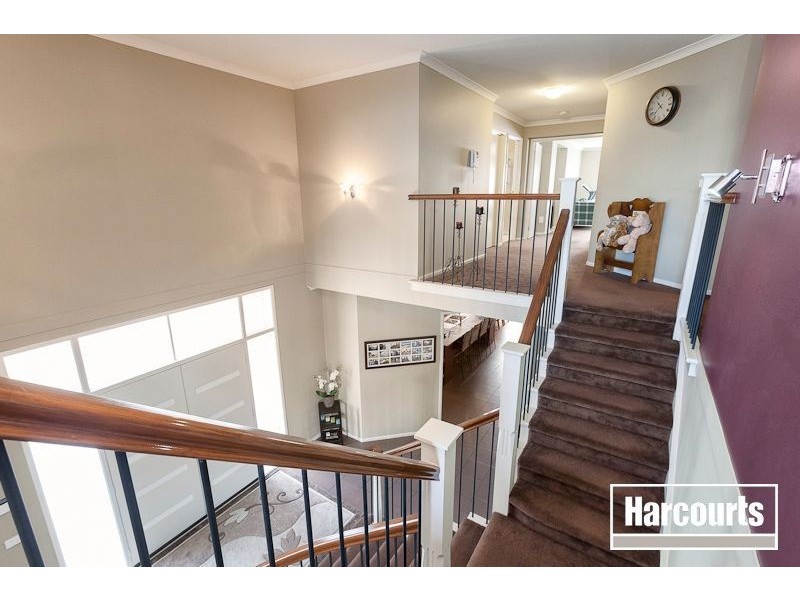 4 Highvale Crescent, Berwick VIC 3806