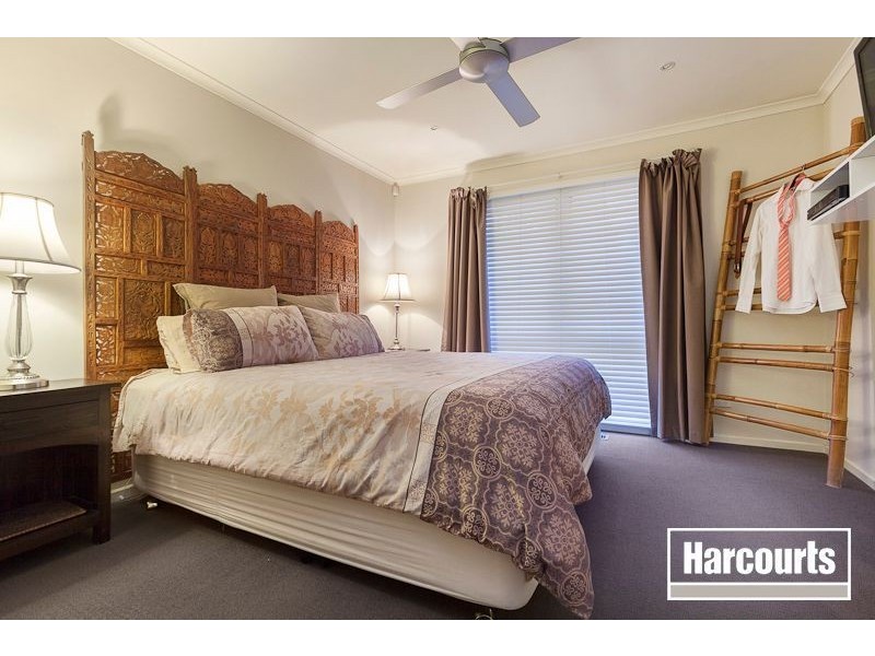 33 Chantell Avenue, Endeavour Hills VIC 3802