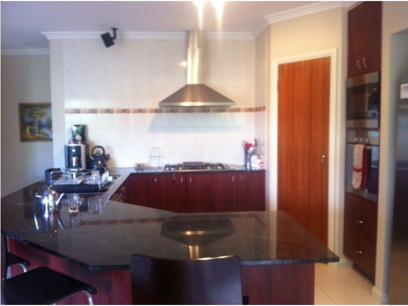 57 Bridgewater Boulevard, Berwick VIC 3806