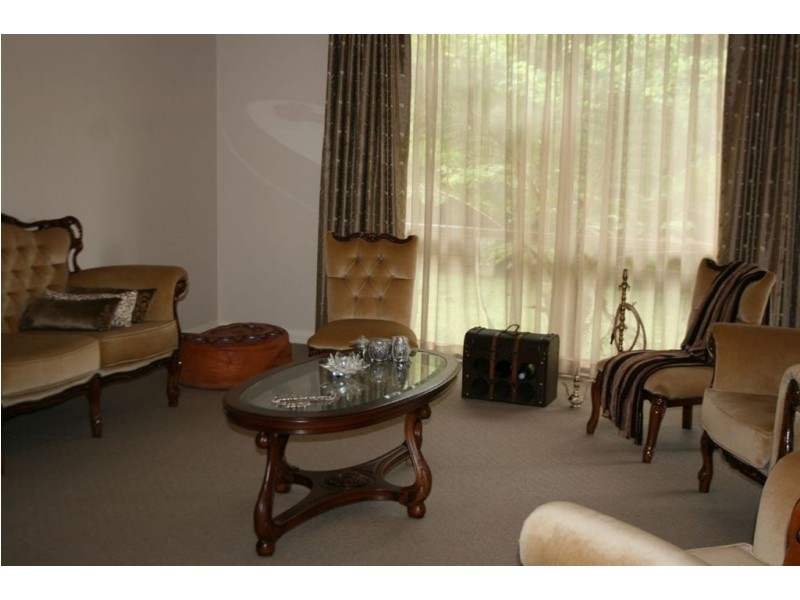 57 Bridgewater Boulevard, Berwick VIC 3806