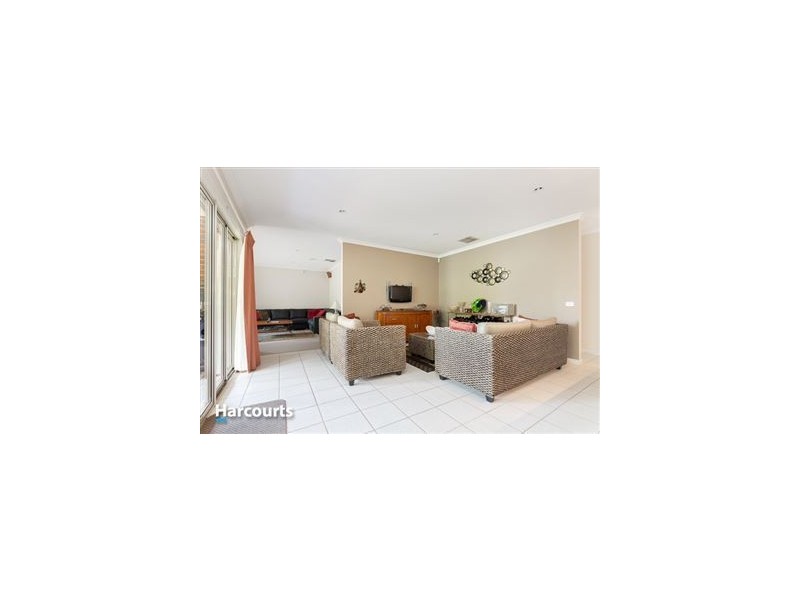 57 Bridgewater Boulevard, Berwick VIC 3806