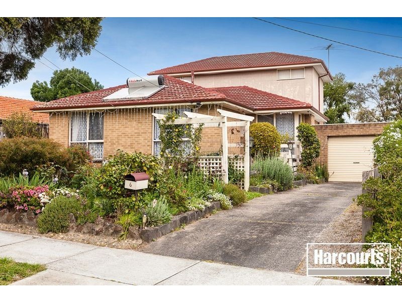 6 Walton Ctr, Narre Warren VIC 3805