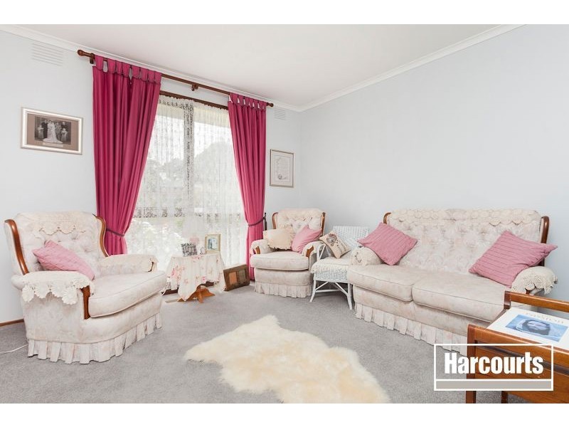 6 Walton Ctr, Narre Warren VIC 3805