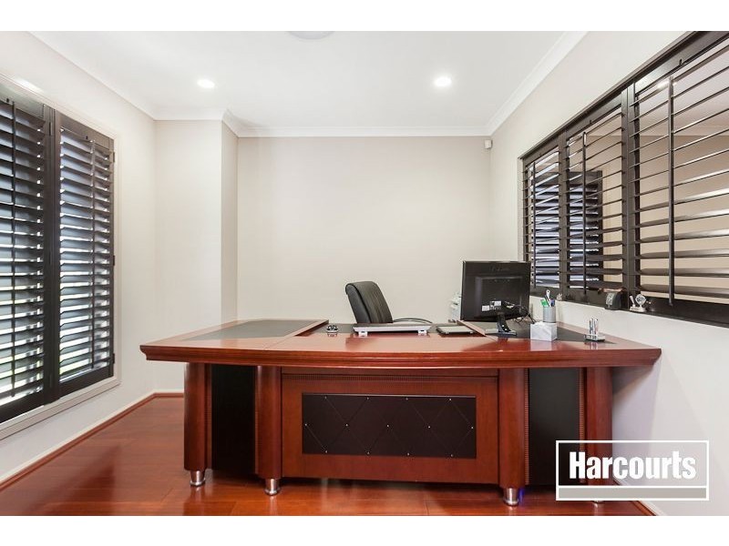 10 Limousin Crt, Berwick VIC 3806