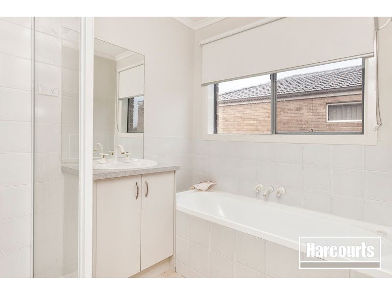1 Elgin Mews, Cranbourne VIC 3977