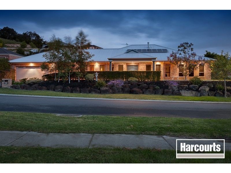 28 Woods Point Drive, Beaconsfield VIC 3807