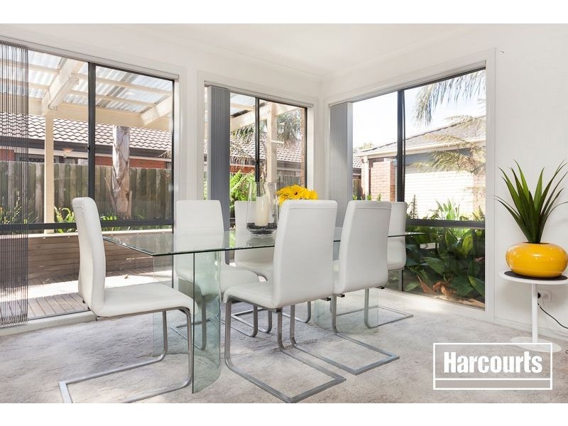 8 Pledger Close, Narre Warren South VIC 3805