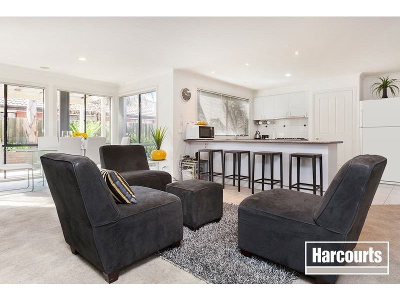 8 Pledger Close, Narre Warren South VIC 3805