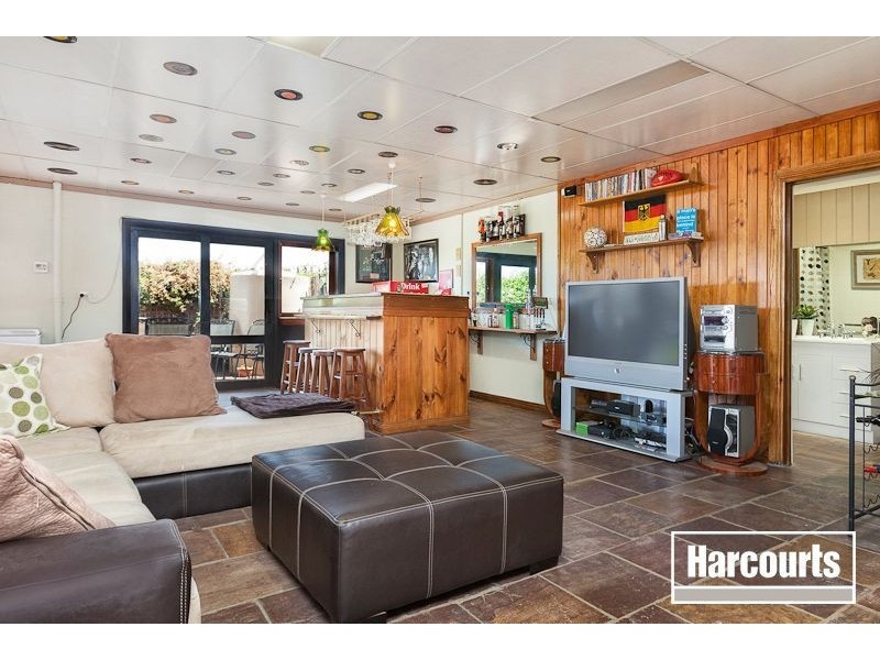 1 Biralee Court, Berwick VIC 3806